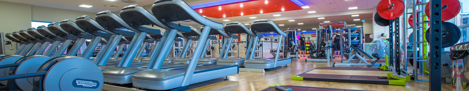 Sealing the Deal: The Benefits of a Gym Broker